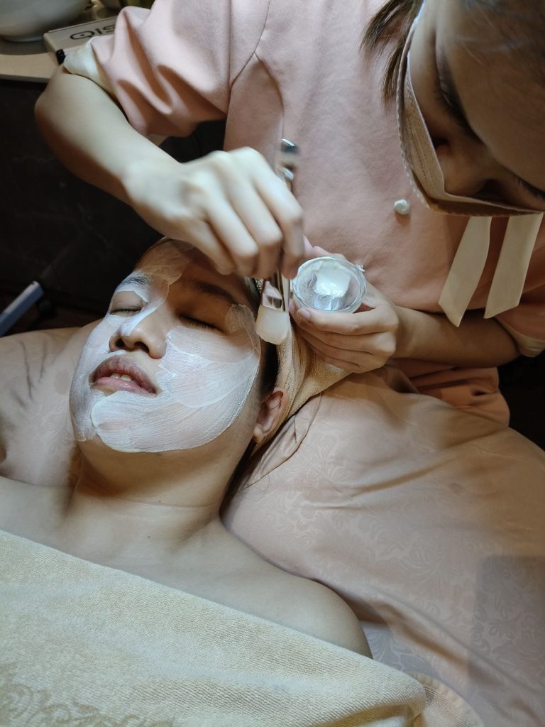 BeKind Pro Anti-Aging Facial Treatment