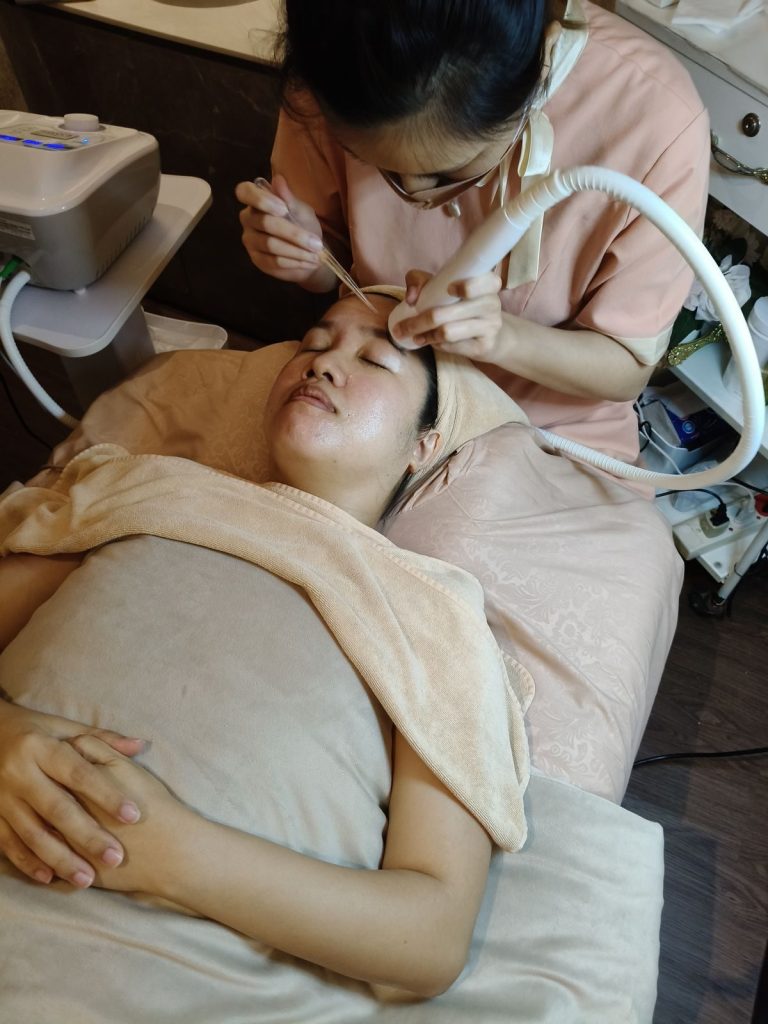 BeKind Pro Anti-Aging Facial Treatment